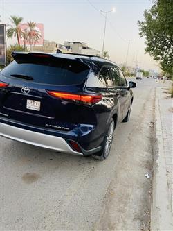 تۆیۆتا هایلاندەر